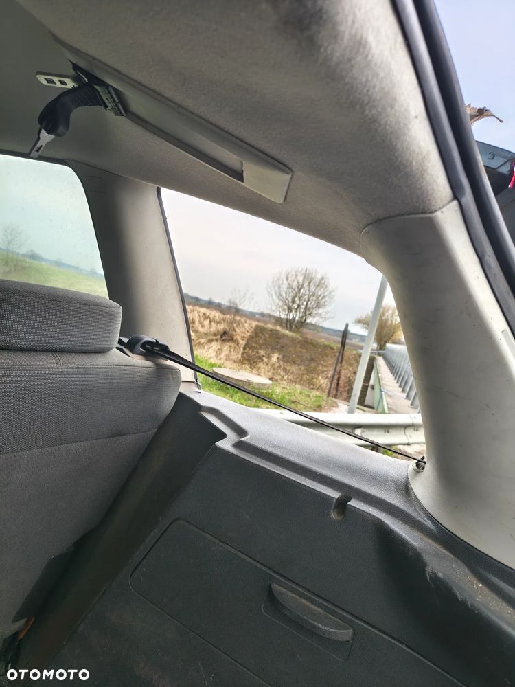 Ford Focus C-Max 1.8 Ghia - 7