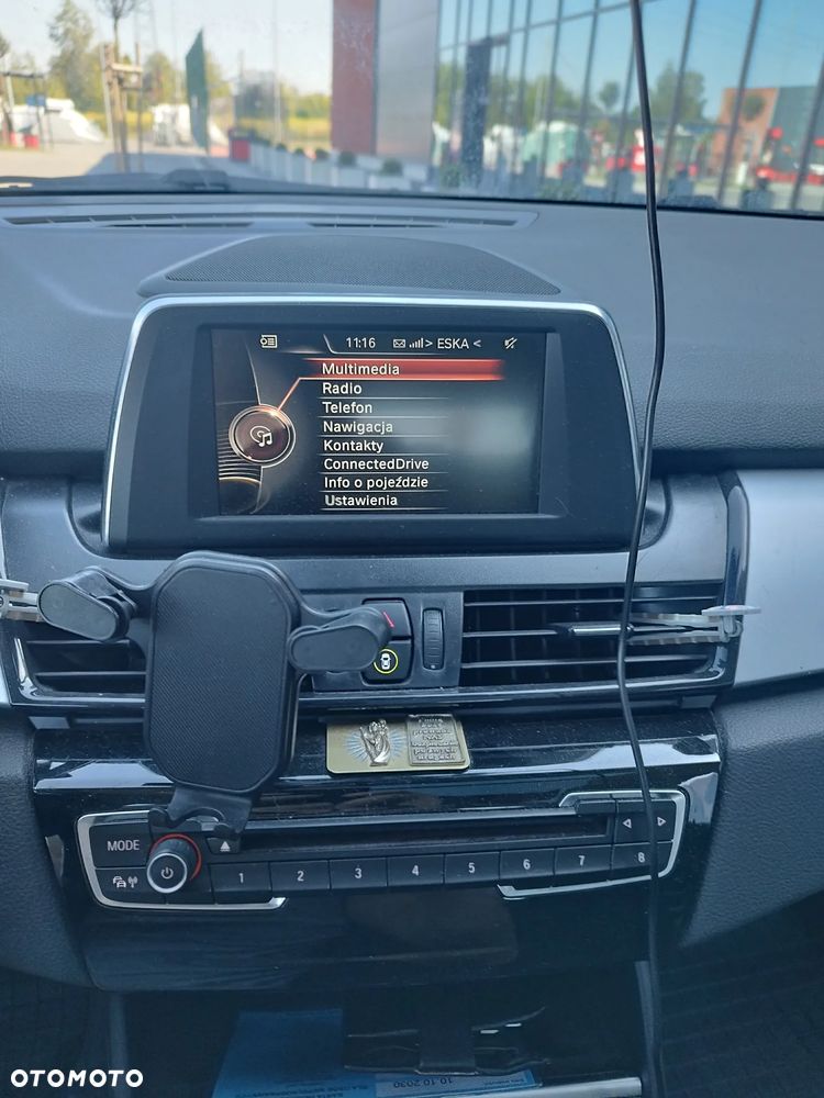 BMW Seria 2 216d - 17