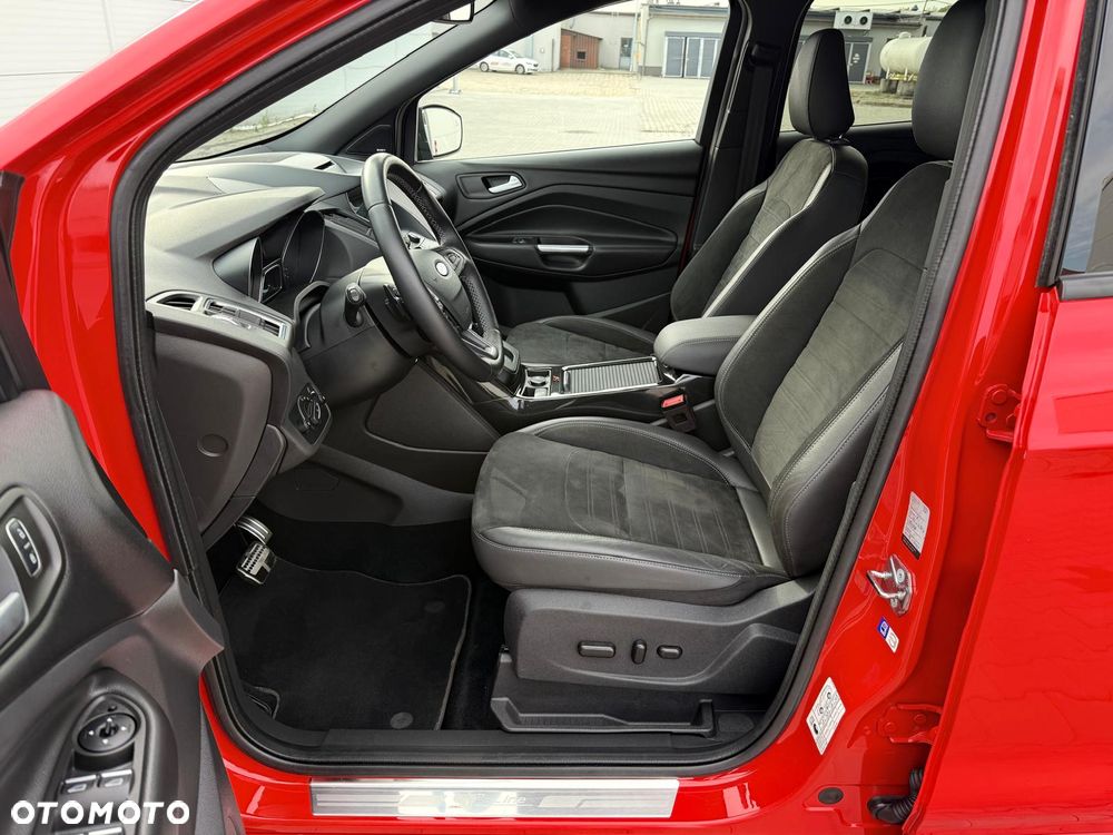 Ford Kuga - 14