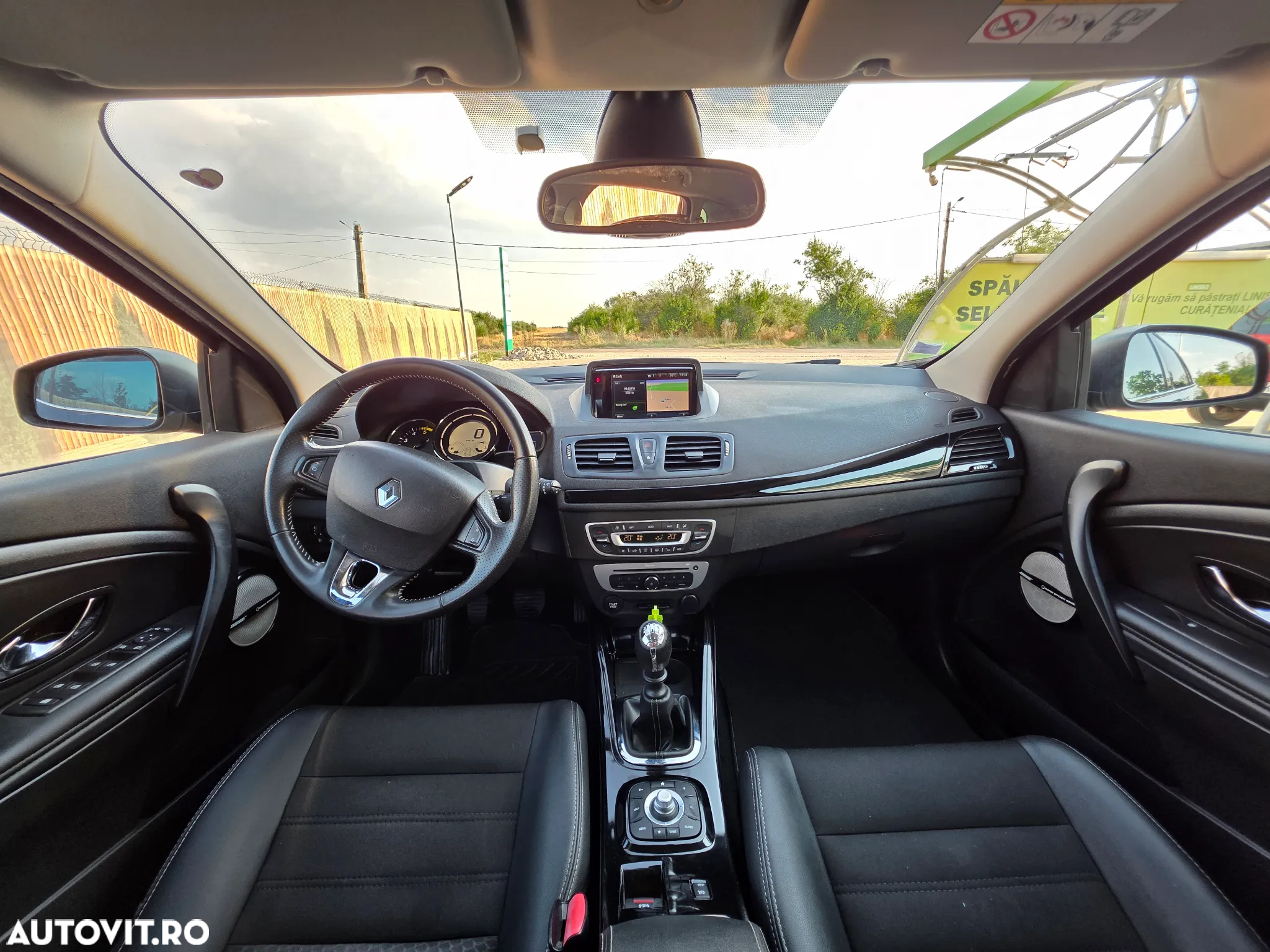 Renault Megane ENERGY dCi 110 Start & Stop Bose Edition - 14