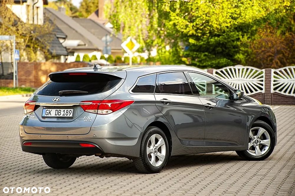 Hyundai i40 i40cw 1.7 CRDi Automatik Fifa World Cup Edition - 18