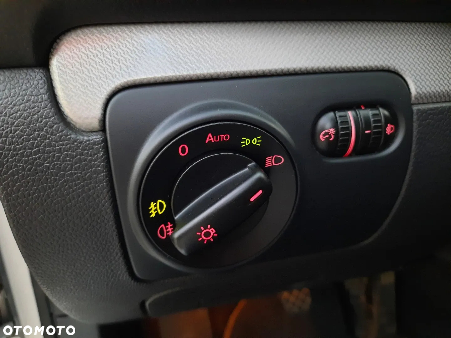 Volkswagen Golf Variant 1.6 TDI DPF MATCH - 25