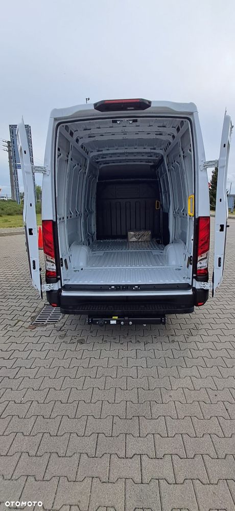 Iveco 35S16BA8 V - 7