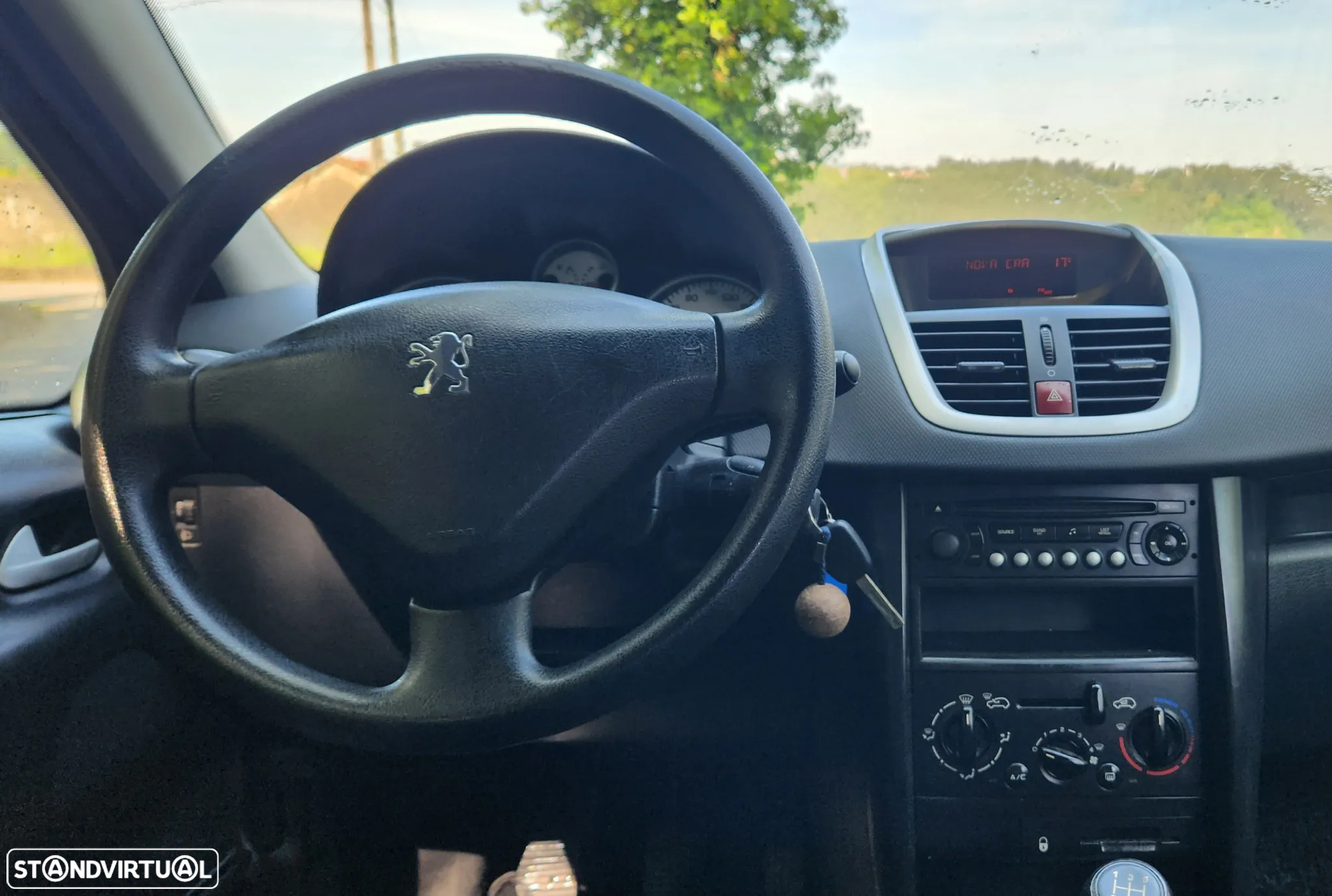Peugeot 207 1.4 16V Premium - 7