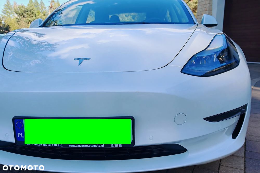 Tesla Model 3 - 38