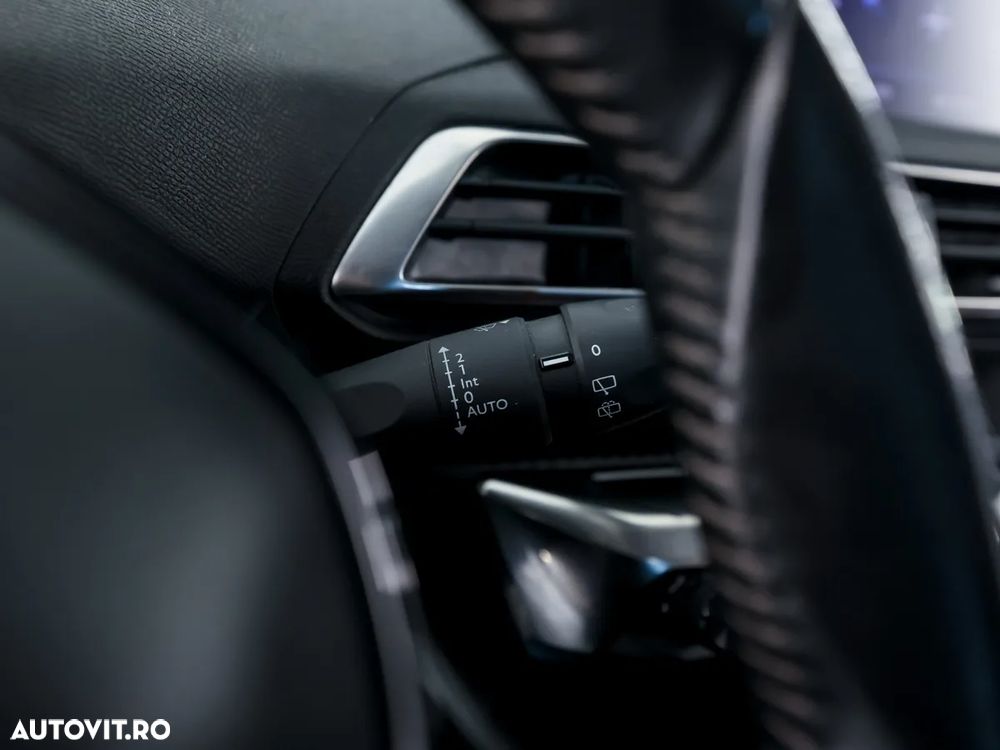 Peugeot 3008 1.5 BlueHDI S&S Active - 22