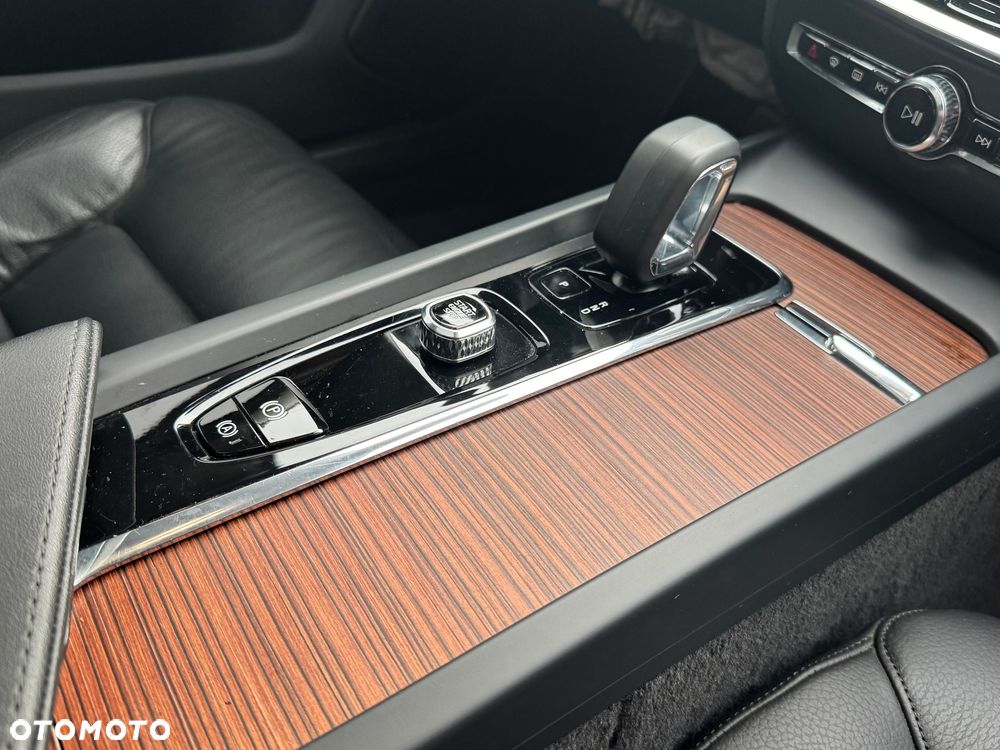 Volvo S60 B5 B AWD R-Design - 30