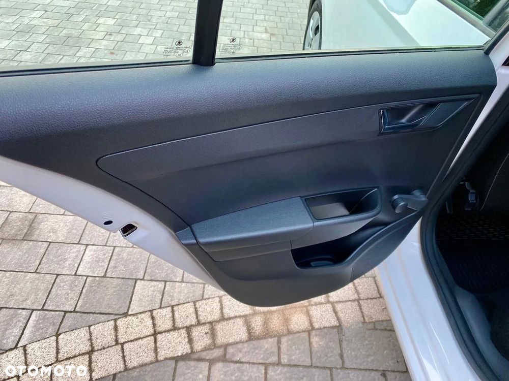 Skoda Fabia 1.0 Ambition - 20