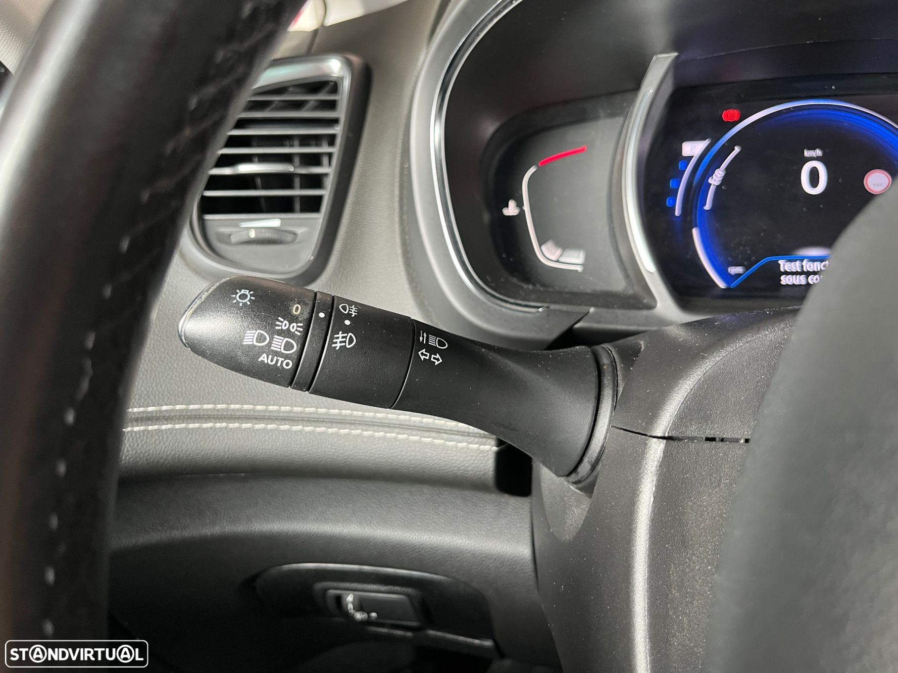 Renault Scénic ENERGY dCi 110 EDC INTENS - 21