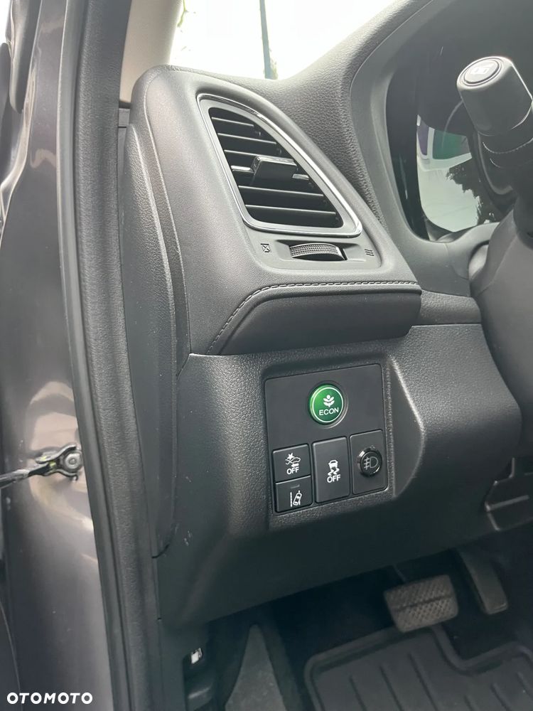 Honda HR-V 1.8 LX Sport Utility CVT - 17