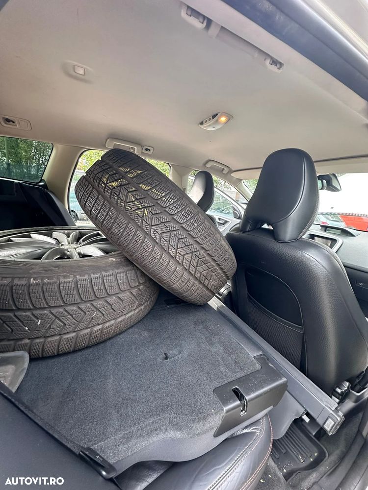 Volvo XC 60 D5 AWD Summum - 3