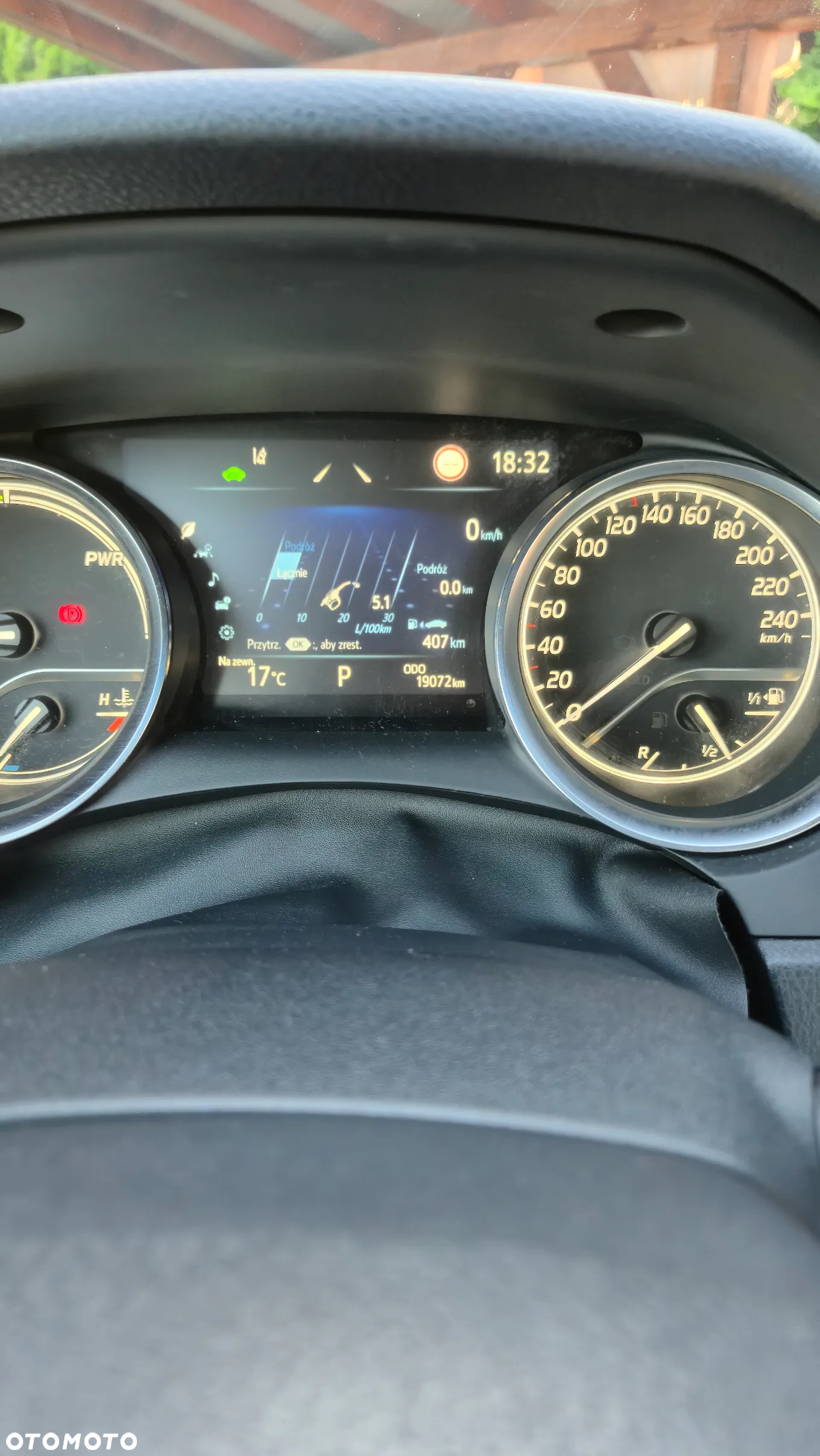 Toyota Camry 2.5 Hybrid Prestige CVT - 9