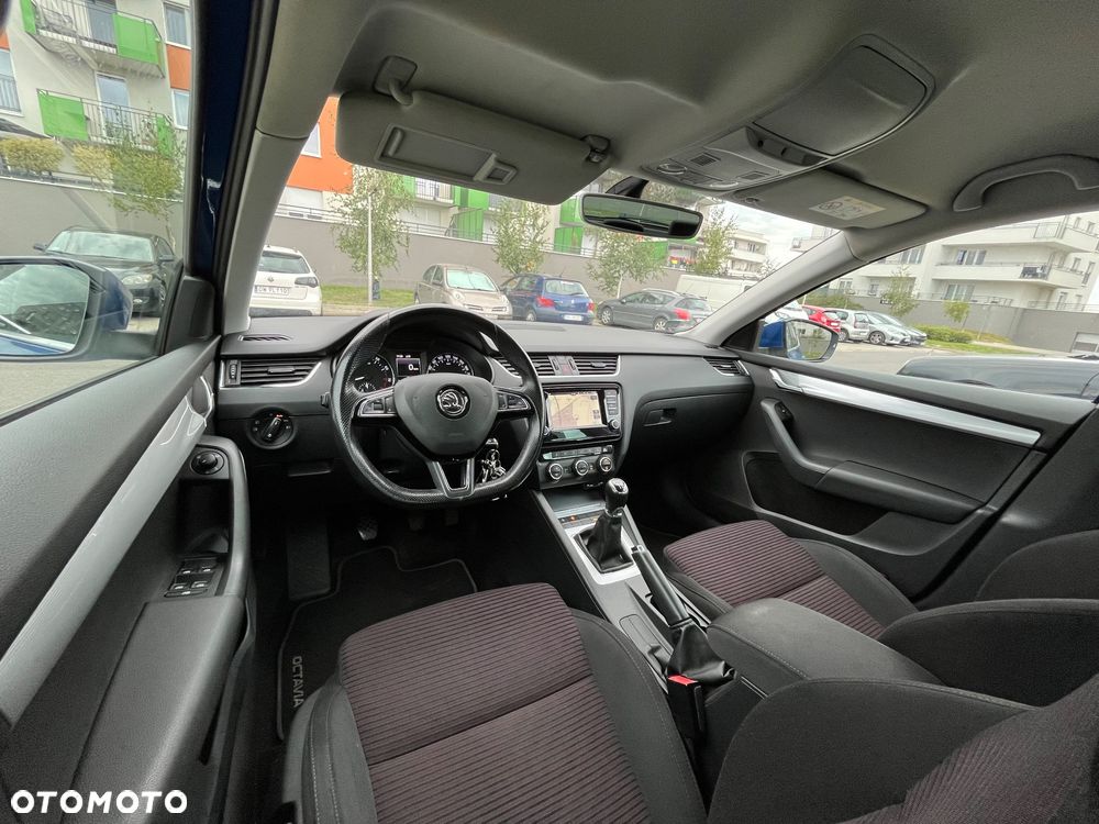Skoda Octavia 1.8 TSI Joy - 32