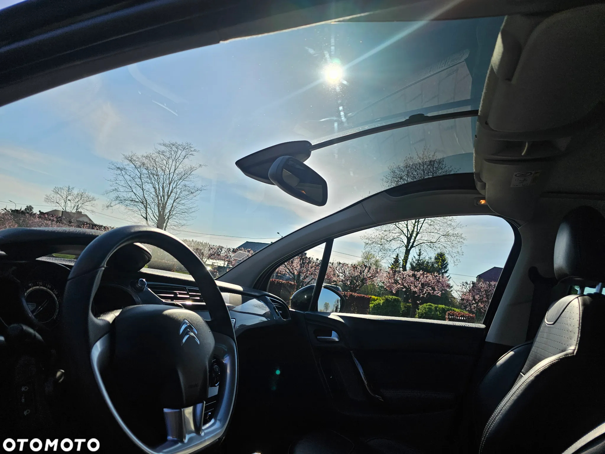 Citroën C3 e-HDi 90 FAP EGS6 Exclusive - 26