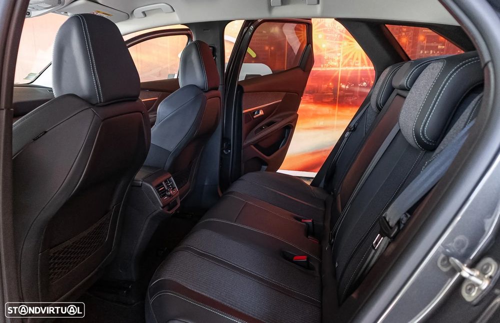 Peugeot 3008 1.6 Hybrid Allure e-EAT8 - 22