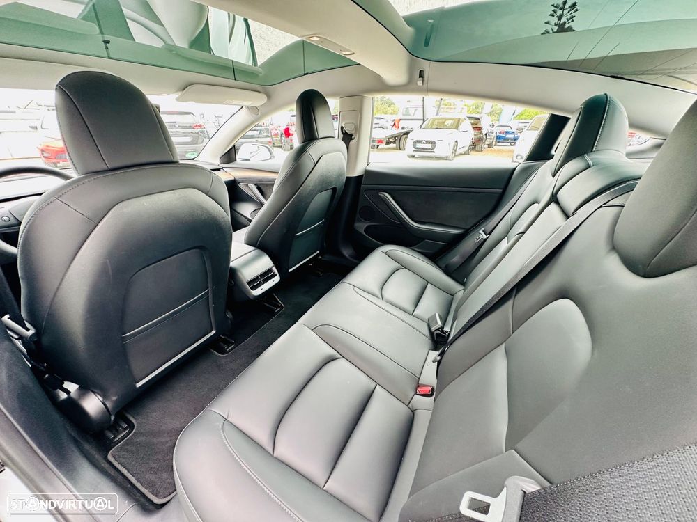 Tesla Model 3 Standard Range Plus RWD - 13