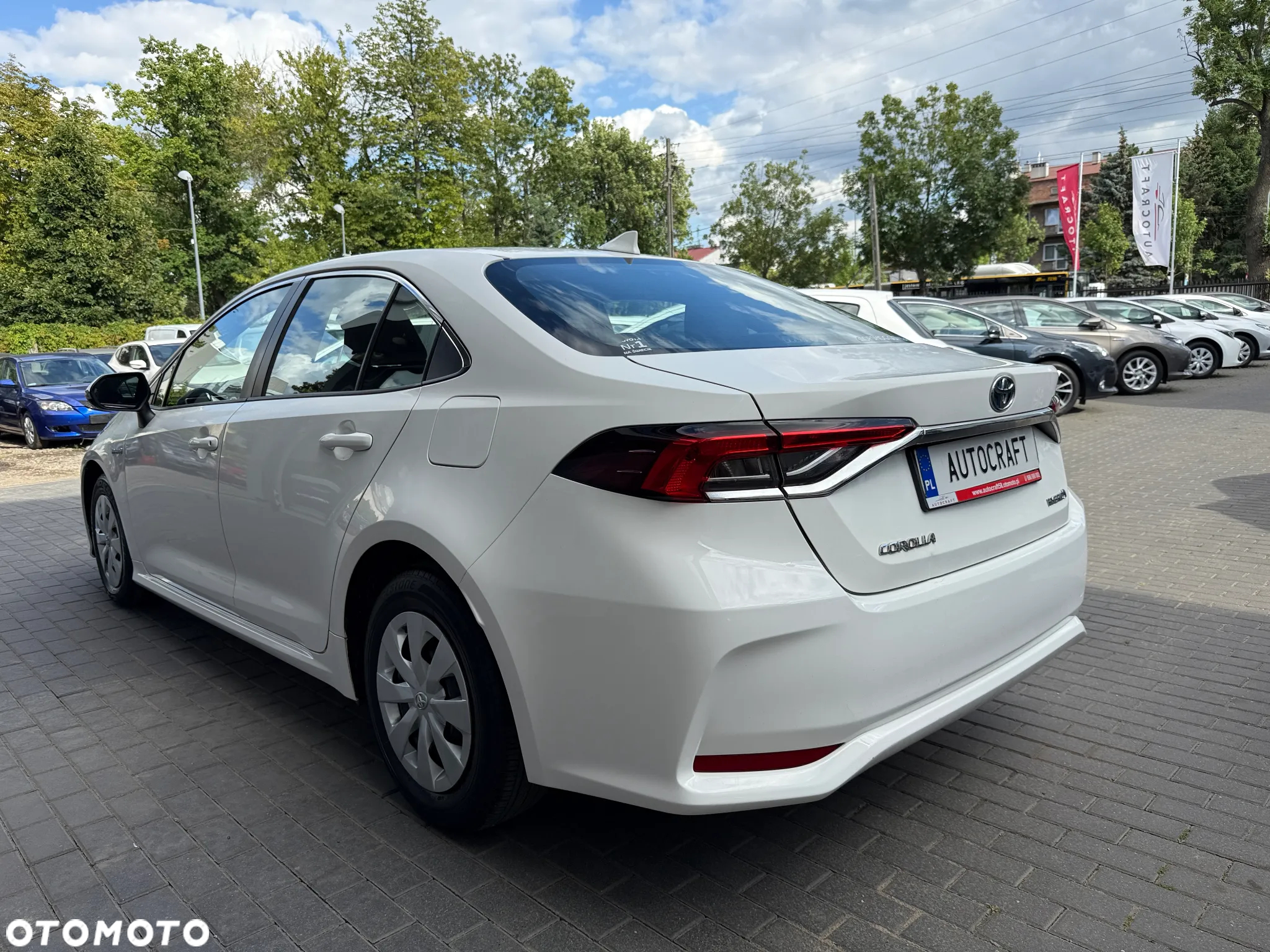 Toyota Corolla 1.8 Hybrid Active - 13