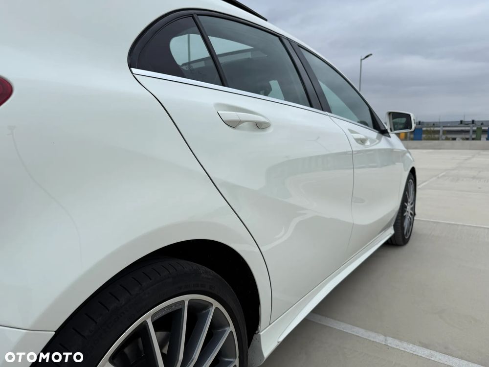 Mercedes-Benz Klasa A 250 4Matic 7G-DCT AMG Line - 34