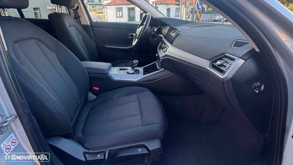 BMW 330 e Aut. Advantage - 12