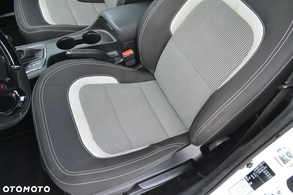 Kia Ceed - 23