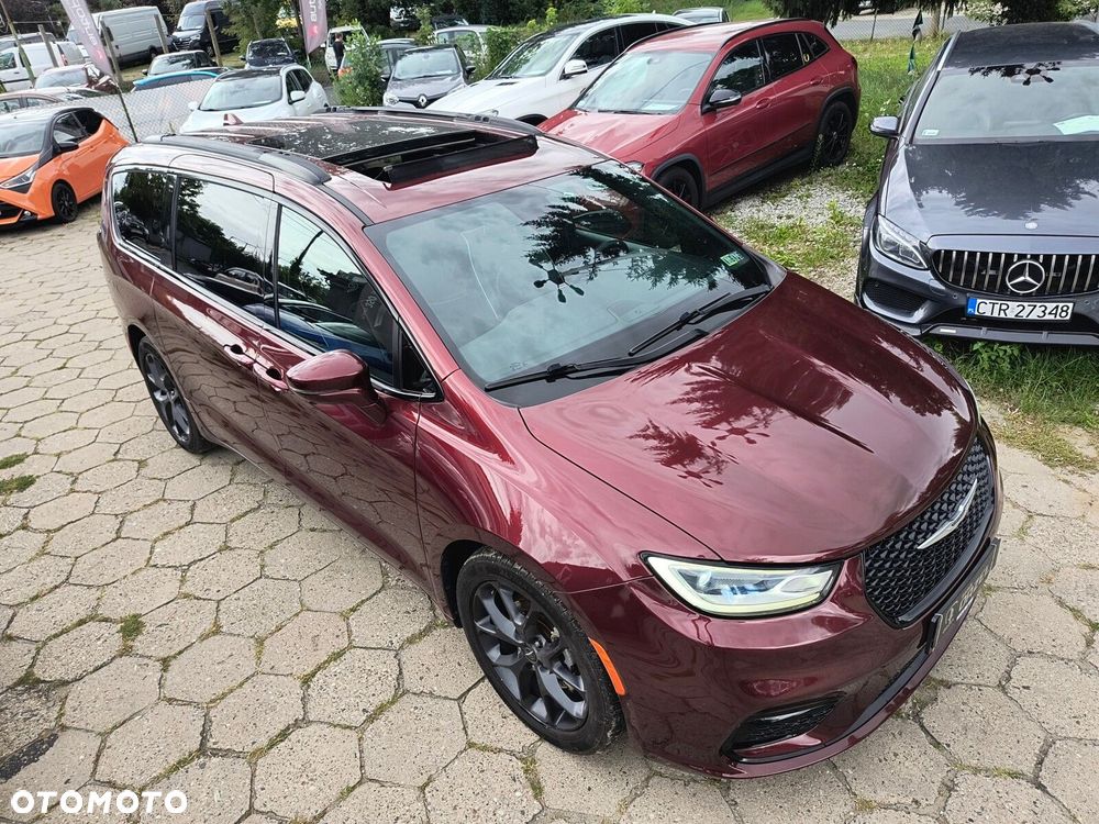 Chrysler Pacifica - 9