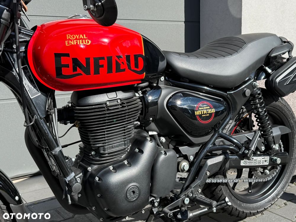 Royal Enfield HNTR - 19