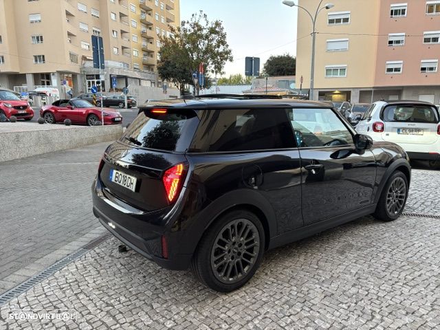 MINI 3 Portas Cooper C Essential - 35
