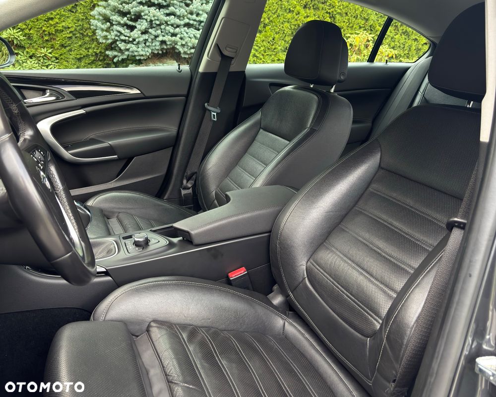 Opel Insignia - 12