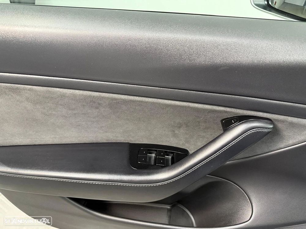 Tesla Model 3 Long Range Tração Integral - 12
