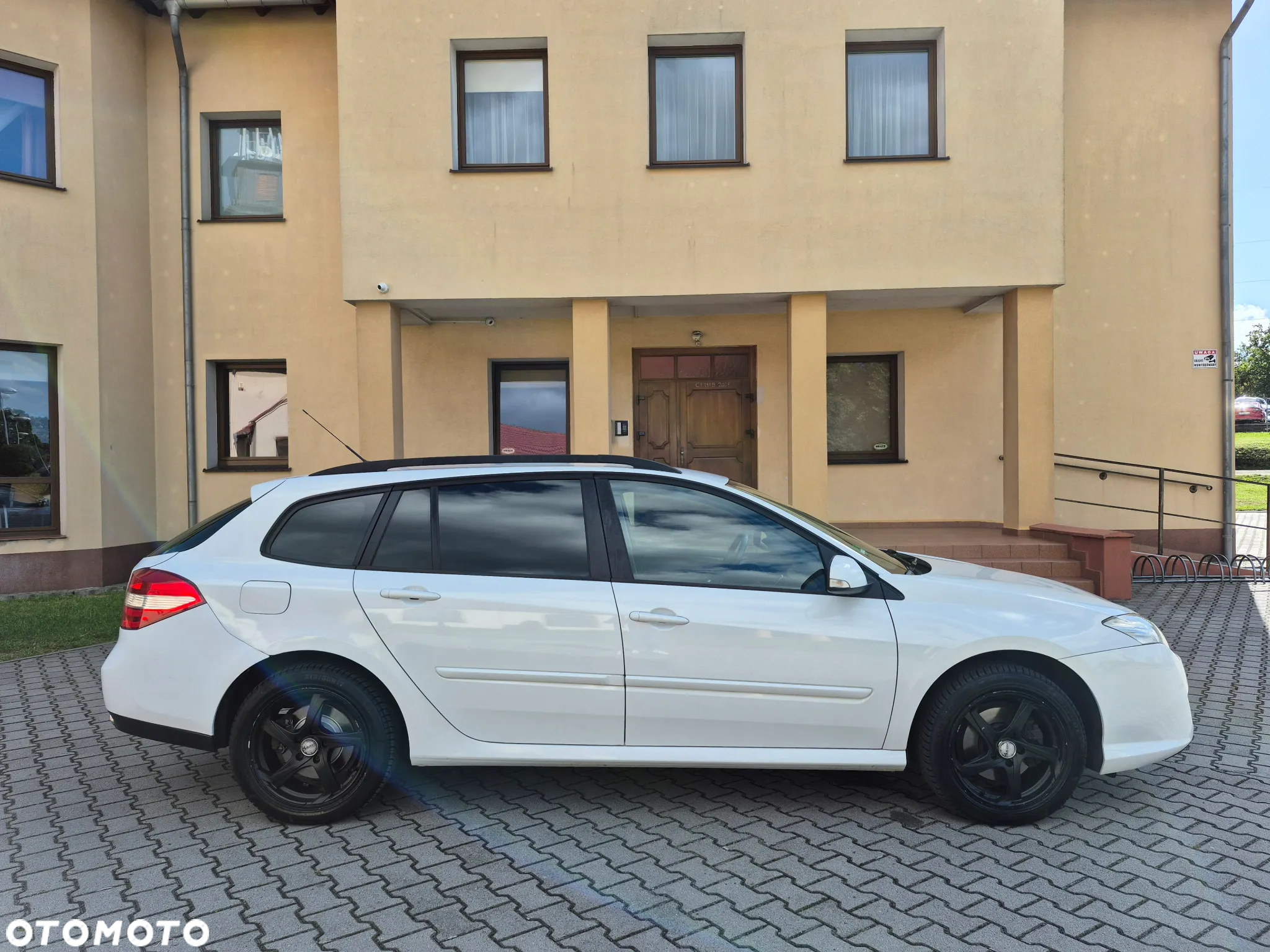 Renault Laguna 2.0 DCi Dynamique - 21