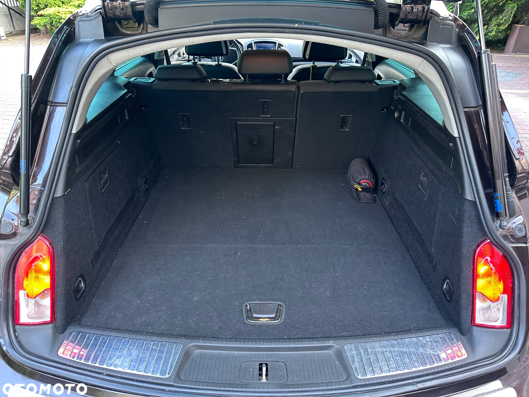 Opel Insignia 2.0 CDTI Cosmo - 3