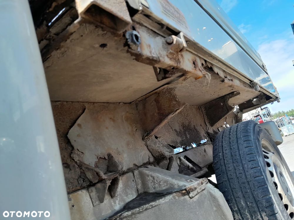 VW T5 DOKA PAKA TYLNA BURTY - 12