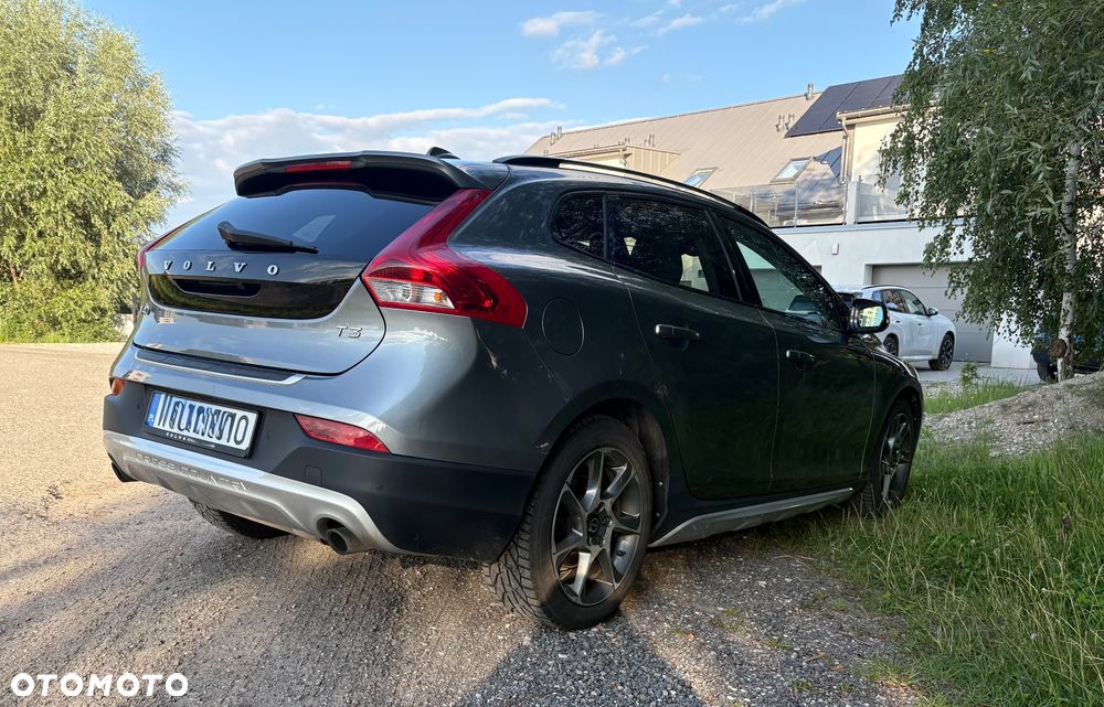 Volvo V40 T3 Drive-E Momentum - 4
