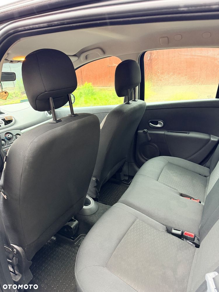 Renault Clio 1.2 TCE Alize - 4