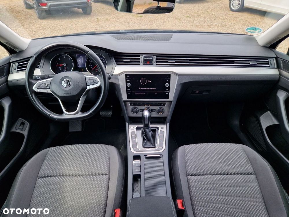 Volkswagen Passat - 7