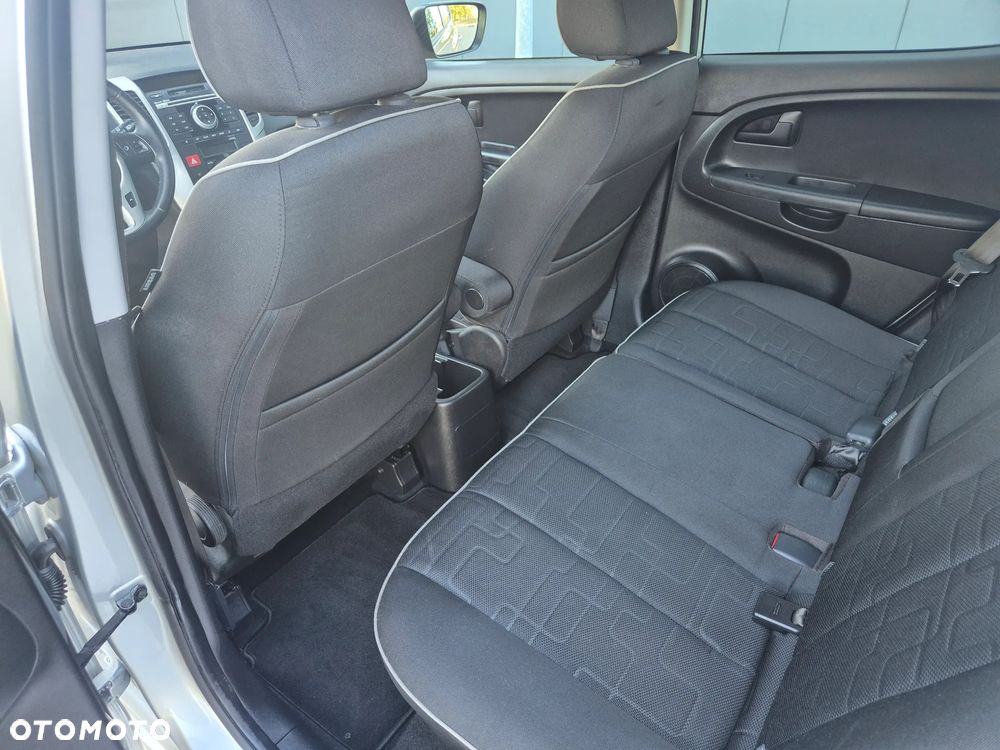 Kia Venga 1.4 L - 10