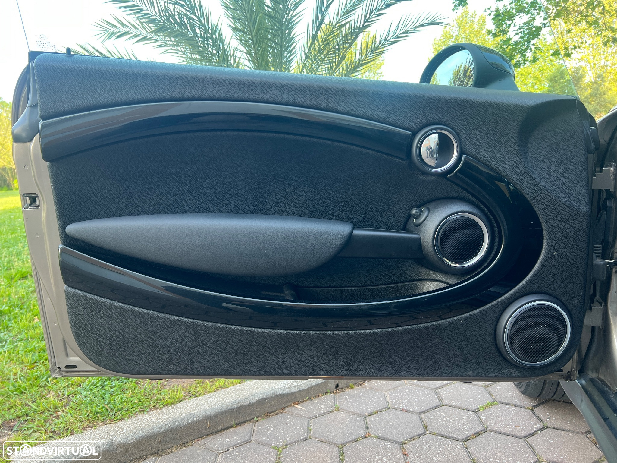MINI 3 Portas Cooper D - 17