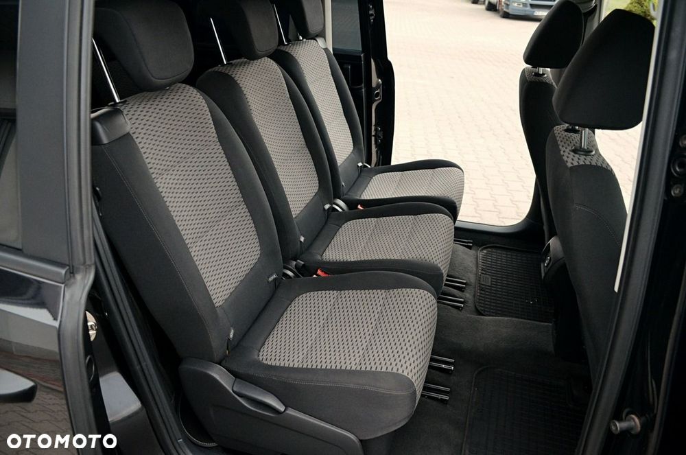 Volkswagen Sharan - 16