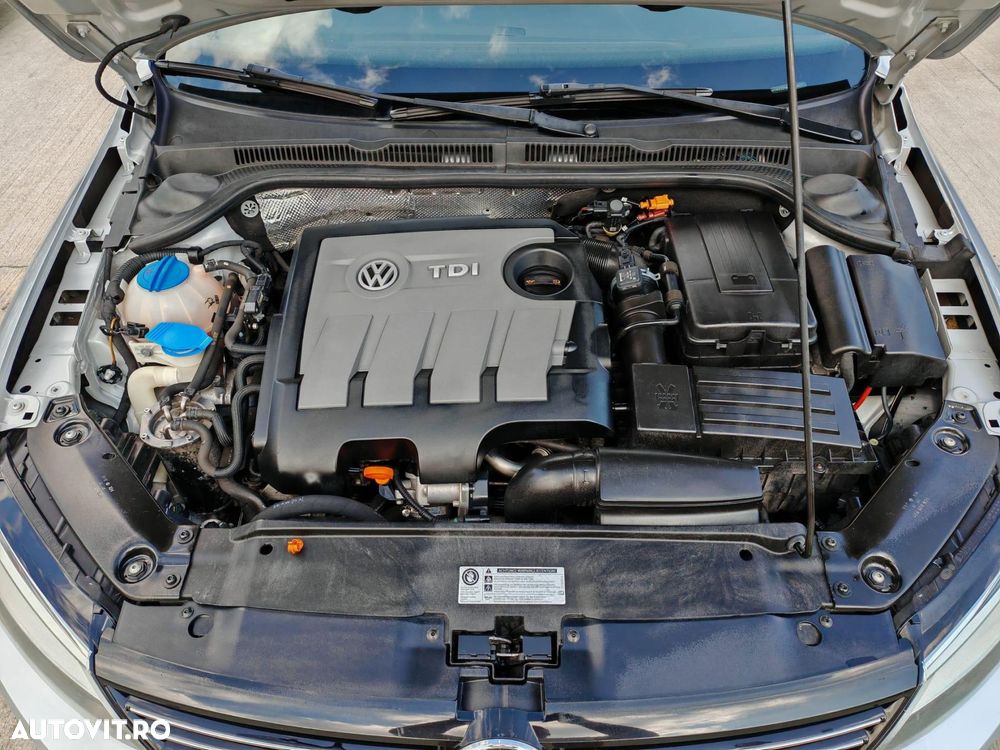 Volkswagen Jetta - 9