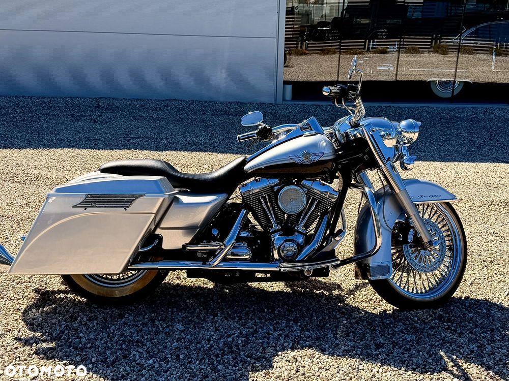 Harley-Davidson Touring Road King - 17