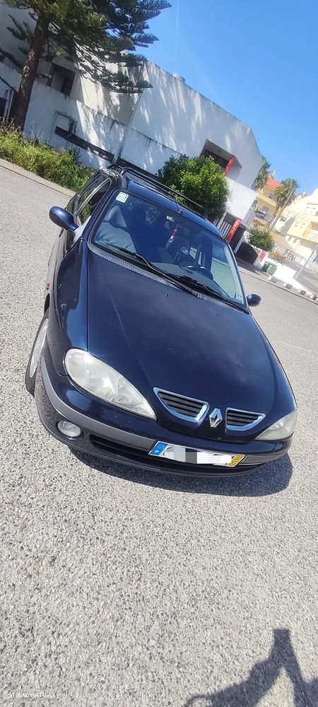 Renault Mégane Break 1.4 16V RXE AC - 15