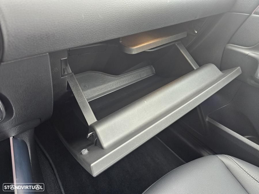 Mercedes-Benz EQA 250+ Progressive - 33