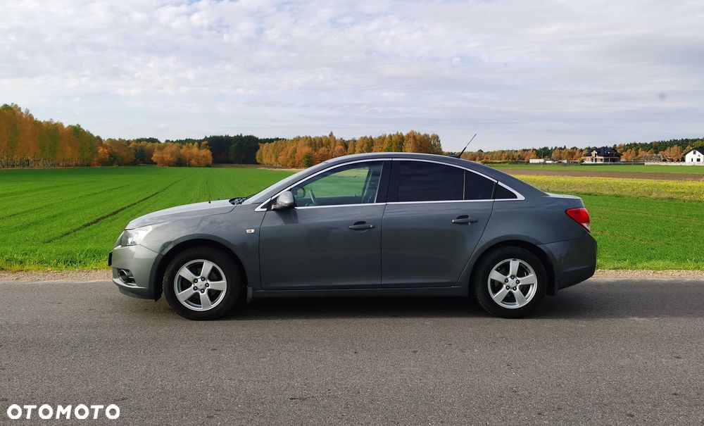 Chevrolet Cruze - 3