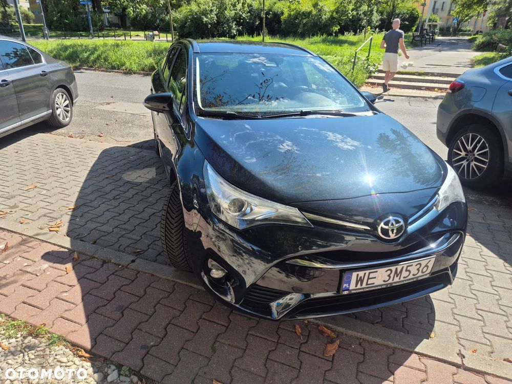Toyota Avensis 1.8 Prestige MS - 1