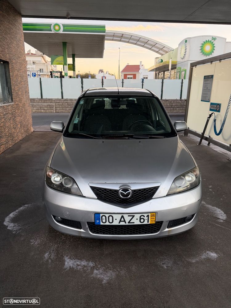 Mazda 2 - 10