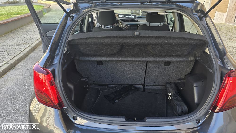 Toyota Yaris 1.4 D-4D Comfort+P.Style - 22