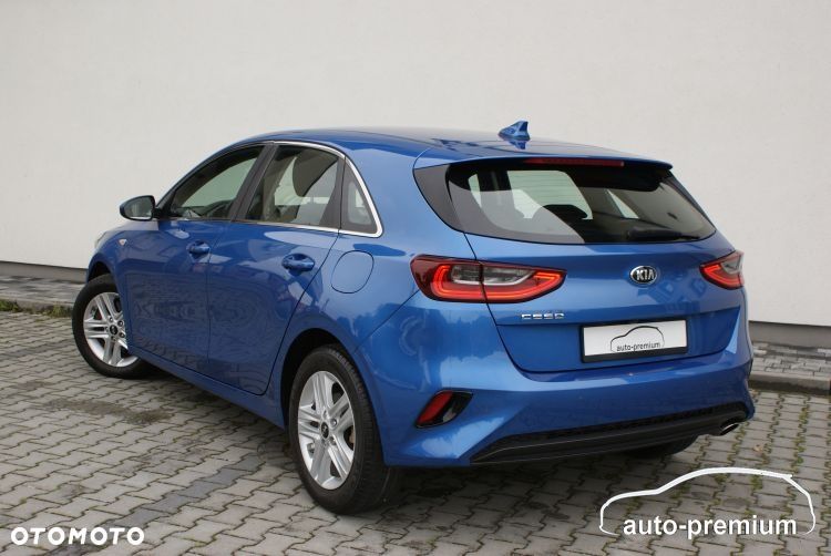 Kia Ceed - 31