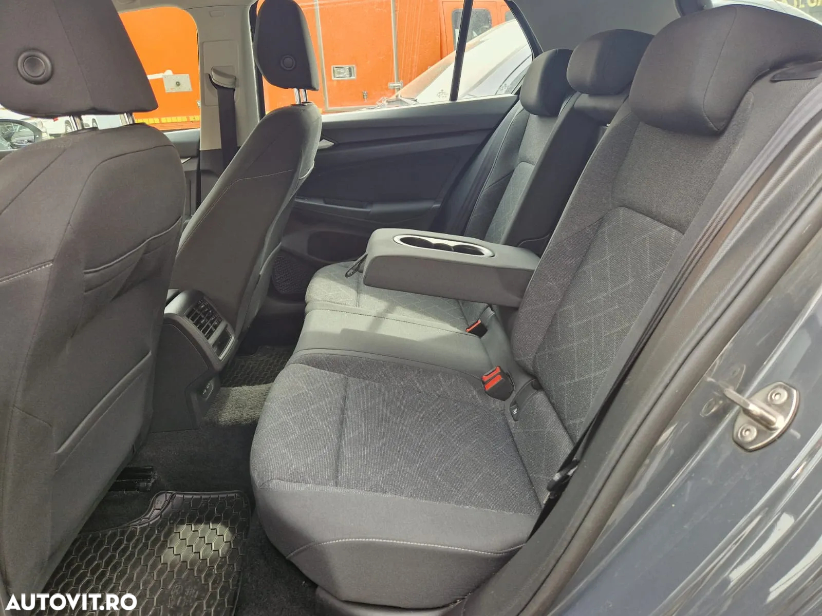 Volkswagen Golf 2.0 TDI Life - 20