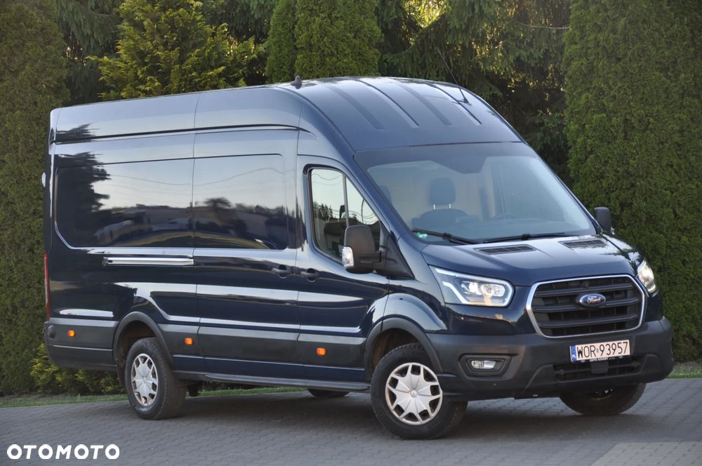 Ford Transit - 1