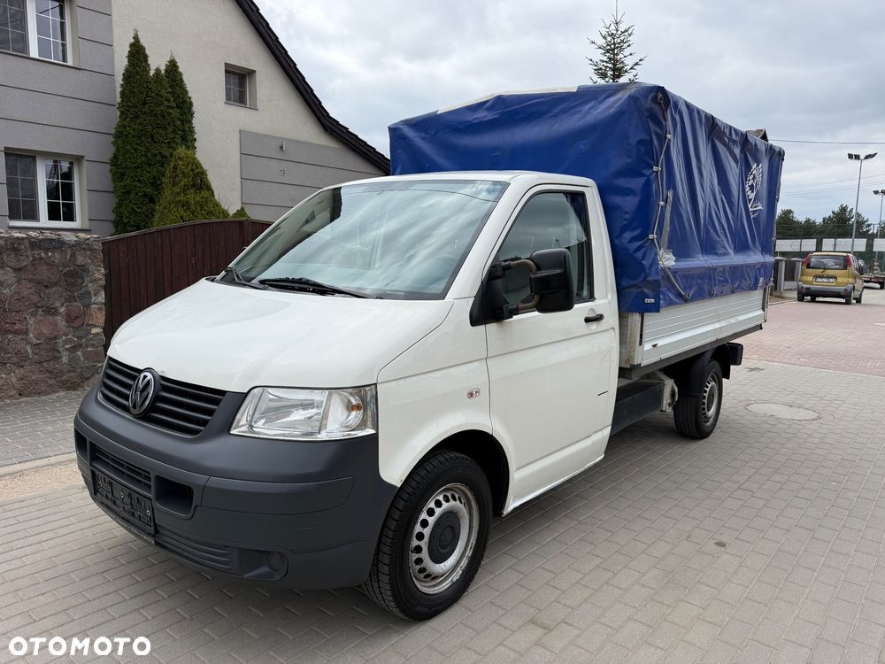 Volkswagen Transporter - 1